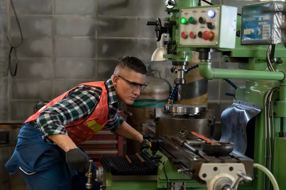 Using Workshop Presses Effectively: Tools, Techniques, and Maintenance